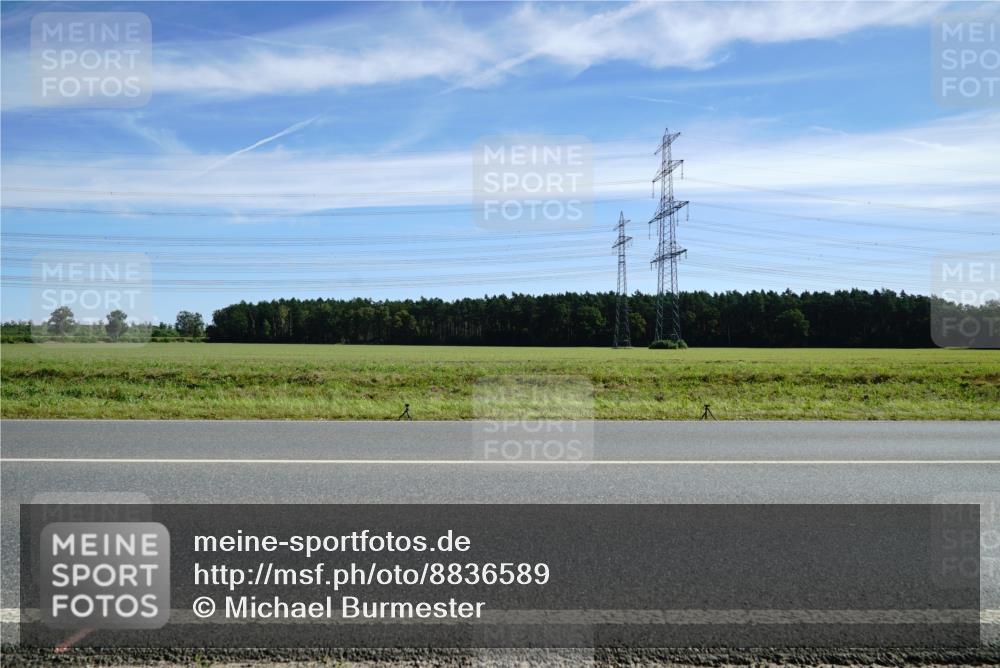 07.09.2025 - 19. Norderstedt Triathlon Michael Burmester http://msf.ph/oto/8836589 07.09.2025 12:01:25 Radfahren 190, 1220 meine-sportfotos.de