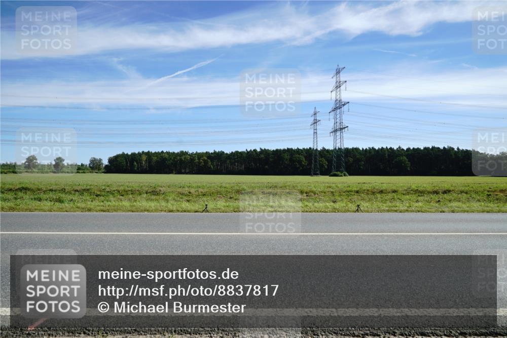 07.09.2025 - 19. Norderstedt Triathlon Michael Burmester http://msf.ph/oto/8837817 07.09.2025 12:04:03 Radfahren 278 meine-sportfotos.de