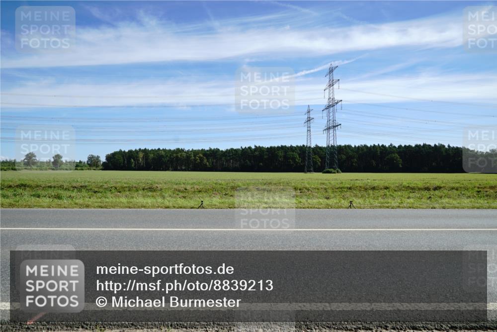 07.09.2025 - 19. Norderstedt Triathlon Michael Burmester http://msf.ph/oto/8839213 07.09.2025 12:11:27 Radfahren 137 meine-sportfotos.de