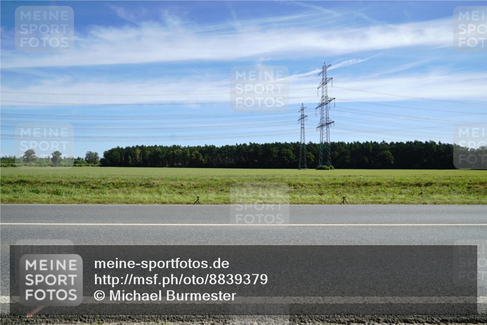 07.09.2025 - 19. Norderstedt Triathlon Michael Burmester http://msf.ph/oto/8839379 07.09.2025 12:12:35 Radfahren 140 meine-sportfotos.de
