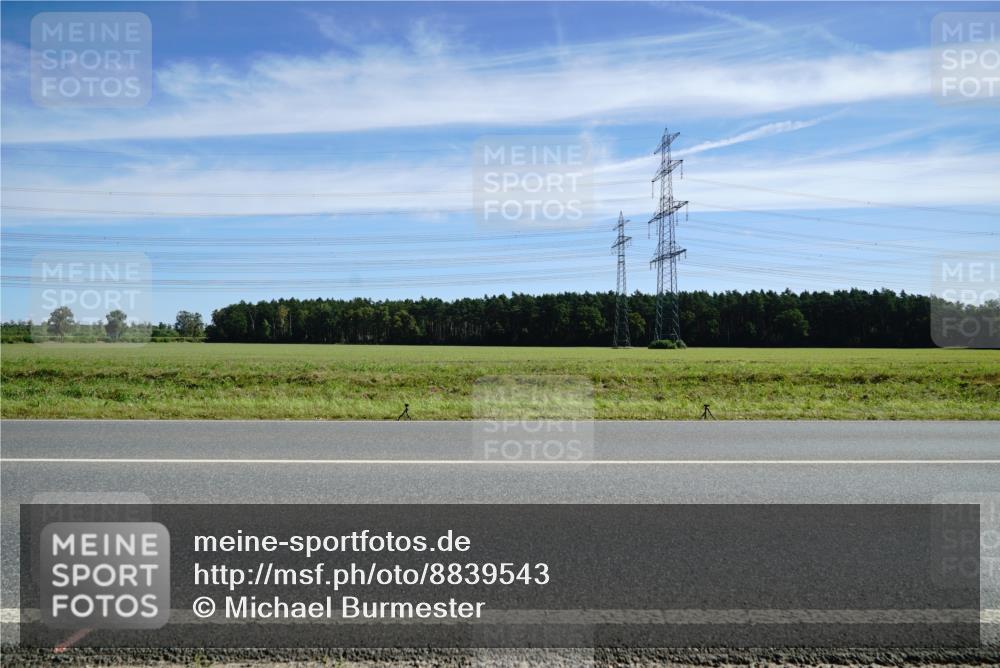 07.09.2025 - 19. Norderstedt Triathlon Michael Burmester http://msf.ph/oto/8839543 07.09.2025 12:14:10 Radfahren  meine-sportfotos.de