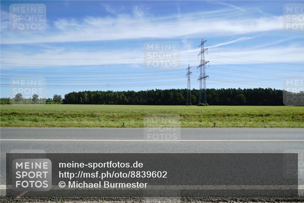 07.09.2025 - 19. Norderstedt Triathlon Michael Burmester http://msf.ph/oto/8839602 07.09.2025 12:14:44 Radfahren  meine-sportfotos.de