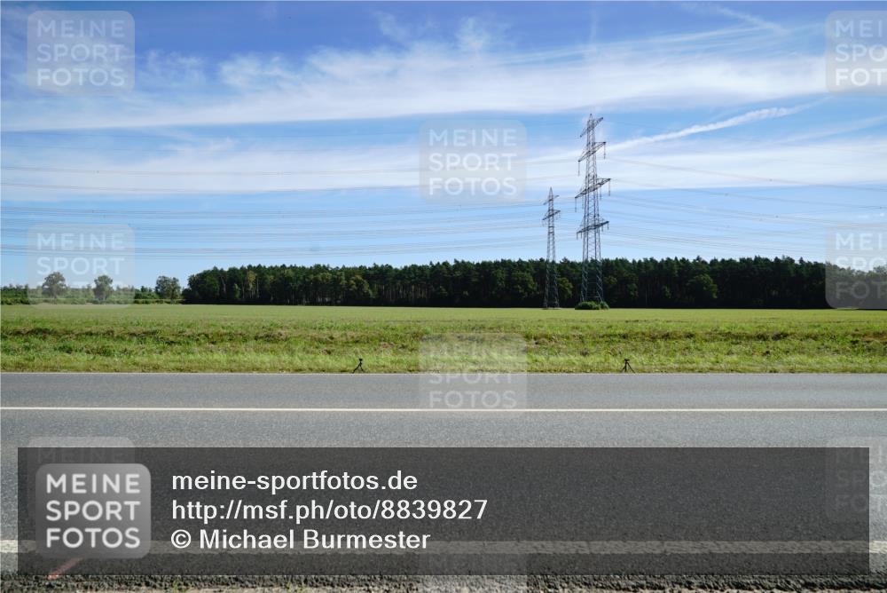 07.09.2025 - 19. Norderstedt Triathlon Michael Burmester http://msf.ph/oto/8839827 07.09.2025 12:16:23 Radfahren 163 meine-sportfotos.de