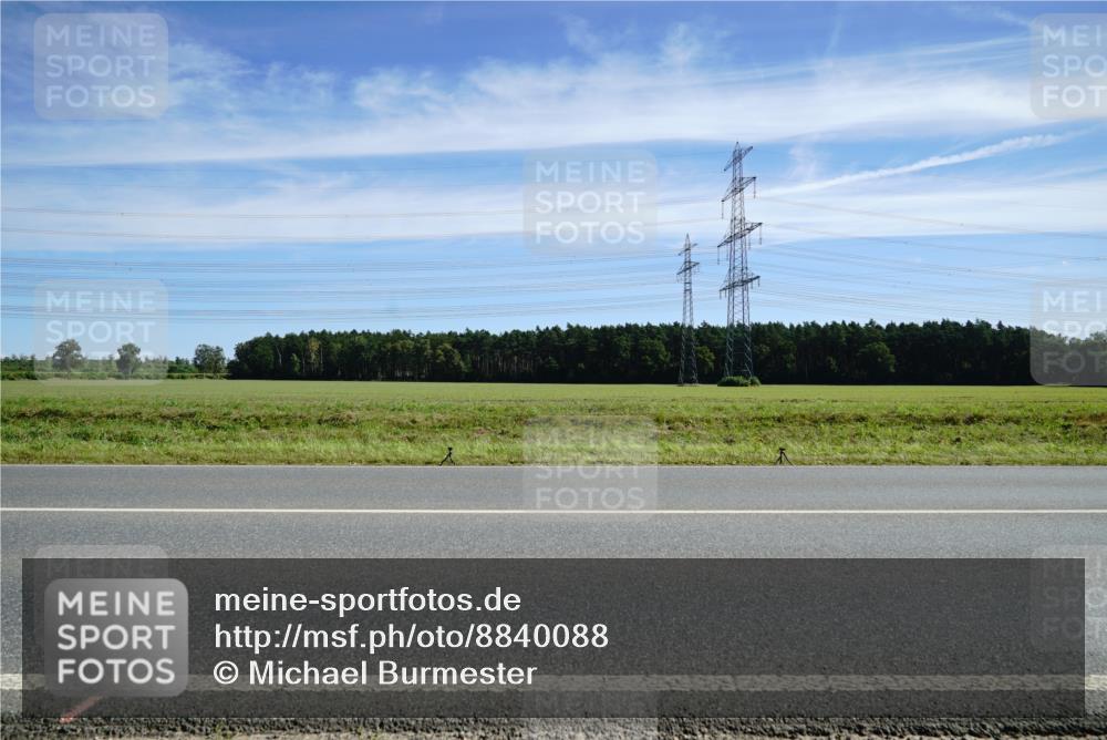 07.09.2025 - 19. Norderstedt Triathlon Michael Burmester http://msf.ph/oto/8840088 07.09.2025 12:18:07 Radfahren  meine-sportfotos.de