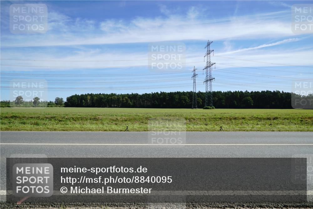 07.09.2025 - 19. Norderstedt Triathlon Michael Burmester http://msf.ph/oto/8840095 07.09.2025 12:18:07 Radfahren  meine-sportfotos.de