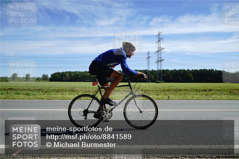 07.09.2025 - 19. Norderstedt Triathlon Michael Burmester http://msf.ph/oto/8841589 07.09.2025 12:25:51 Radfahren 309 meine-sportfotos.de
