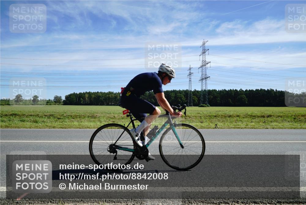07.09.2025 - 19. Norderstedt Triathlon Michael Burmester http://msf.ph/oto/8842008 07.09.2025 12:27:56 Radfahren 1230, 1241 meine-sportfotos.de