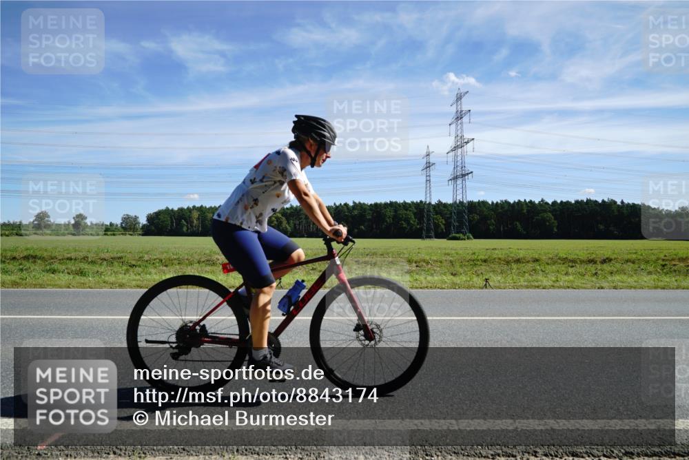 07.09.2025 - 19. Norderstedt Triathlon Michael Burmester http://msf.ph/oto/8843174 07.09.2025 12:36:28 Radfahren 169, 1261, 1338 meine-sportfotos.de