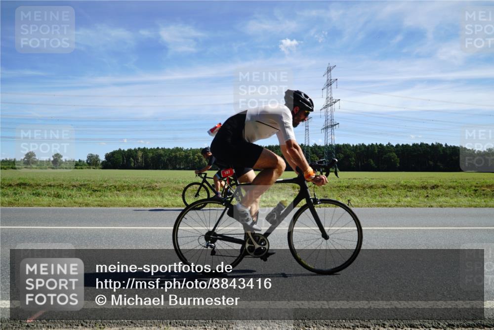 07.09.2025 - 19. Norderstedt Triathlon Michael Burmester http://msf.ph/oto/8843416 07.09.2025 12:38:18 Radfahren 187 meine-sportfotos.de