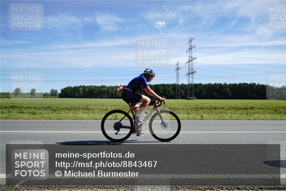 07.09.2025 - 19. Norderstedt Triathlon Michael Burmester http://msf.ph/oto/8843467 07.09.2025 12:38:37 Radfahren 224, 247, 309, 766, 808 meine-sportfotos.de