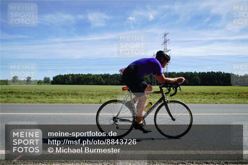 07.09.2025 - 19. Norderstedt Triathlon Michael Burmester http://msf.ph/oto/8843726 07.09.2025 12:39:03 Radfahren 1283 meine-sportfotos.de