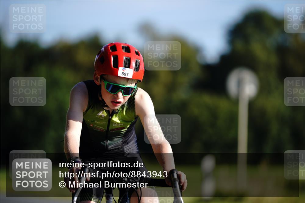 07.09.2025 - 19. Norderstedt Triathlon Michael Burmester http://msf.ph/oto/8843943 07.09.2025 09:41:05 Radfahren 597 meine-sportfotos.de