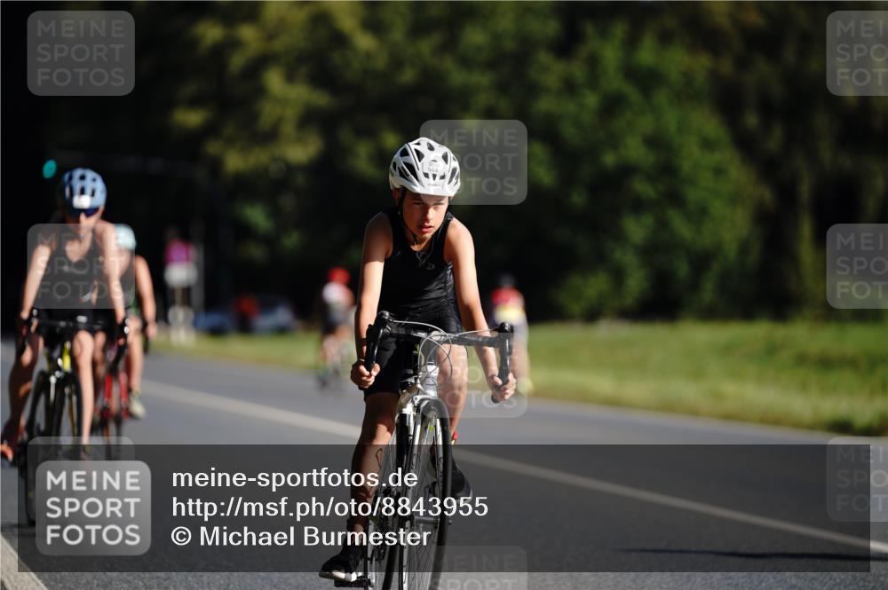 07.09.2025 - 19. Norderstedt Triathlon Michael Burmester http://msf.ph/oto/8843955 07.09.2025 09:41:12 Radfahren 565, 584, 599, 616 meine-sportfotos.de