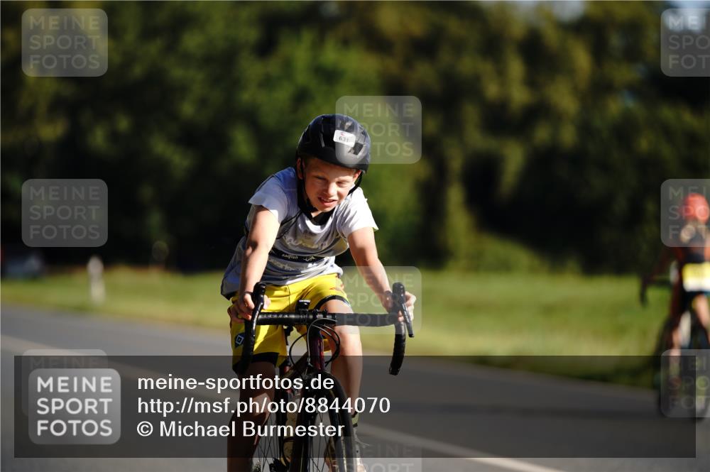 07.09.2025 - 19. Norderstedt Triathlon Michael Burmester http://msf.ph/oto/8844070 07.09.2025 09:42:34 Radfahren 580, 631 meine-sportfotos.de