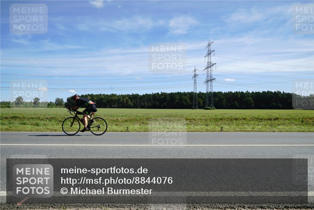 07.09.2025 - 19. Norderstedt Triathlon Michael Burmester http://msf.ph/oto/8844076 07.09.2025 12:43:35 Radfahren 1212, 1337 meine-sportfotos.de
