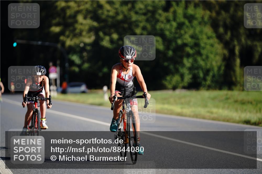 07.09.2025 - 19. Norderstedt Triathlon Michael Burmester http://msf.ph/oto/8844080 07.09.2025 09:43:00 Radfahren 579, 596 meine-sportfotos.de
