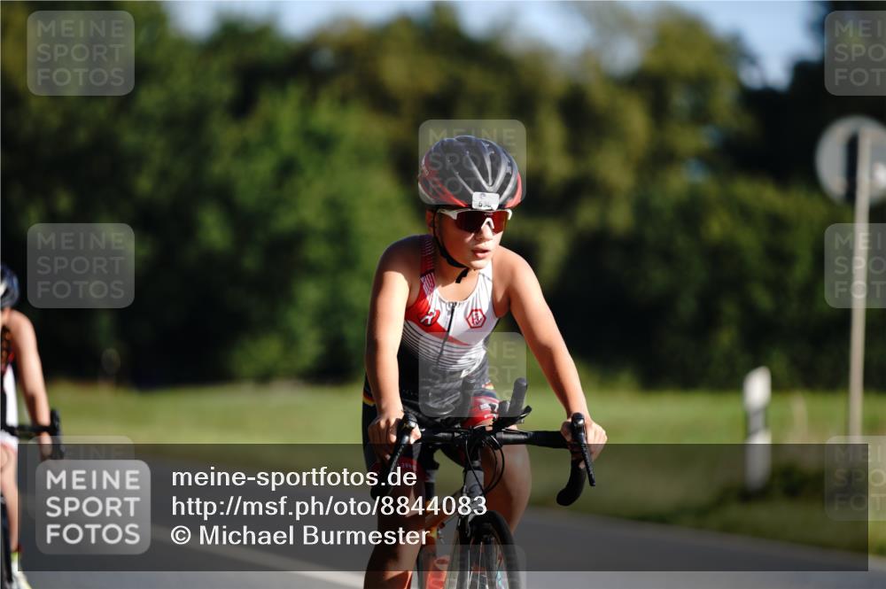 07.09.2025 - 19. Norderstedt Triathlon Michael Burmester http://msf.ph/oto/8844083 07.09.2025 09:43:01 Radfahren 579, 596 meine-sportfotos.de