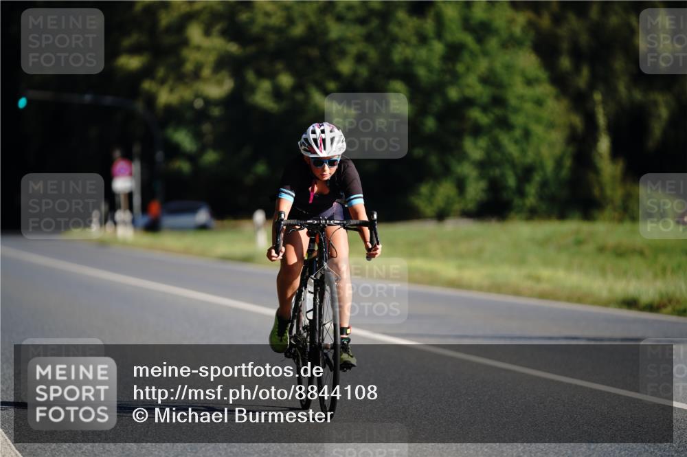 07.09.2025 - 19. Norderstedt Triathlon Michael Burmester http://msf.ph/oto/8844108 07.09.2025 09:43:36 Radfahren 578 meine-sportfotos.de
