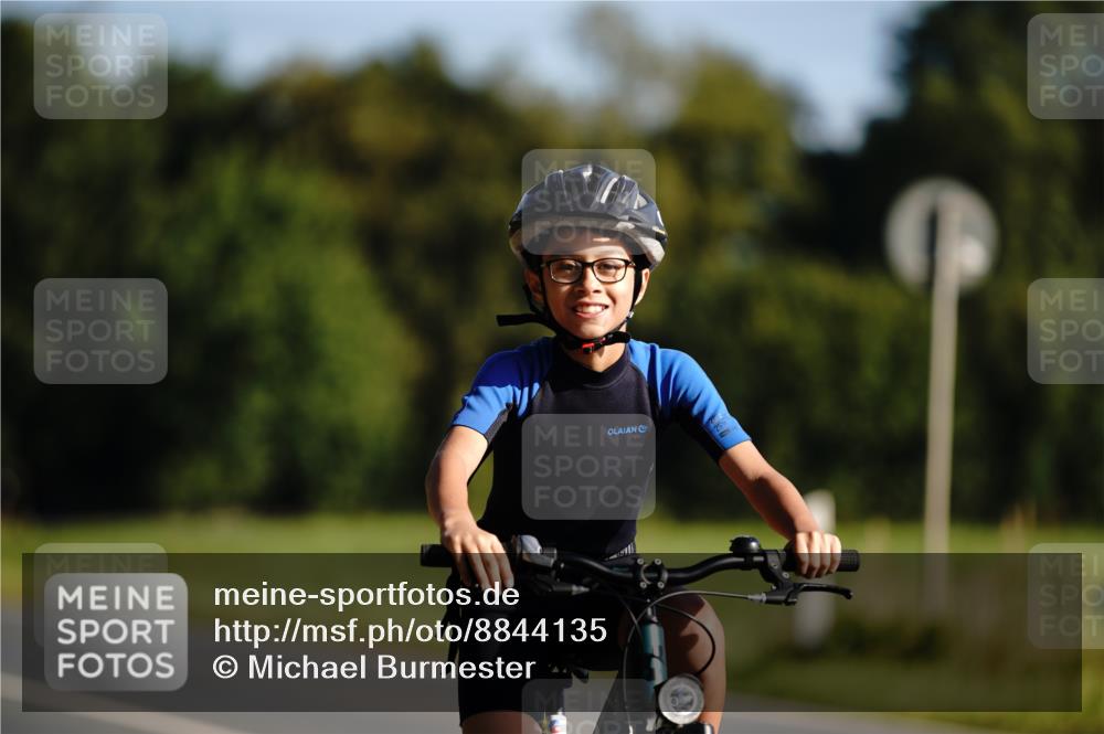 07.09.2025 - 19. Norderstedt Triathlon Michael Burmester http://msf.ph/oto/8844135 07.09.2025 09:44:17 Radfahren 564 meine-sportfotos.de