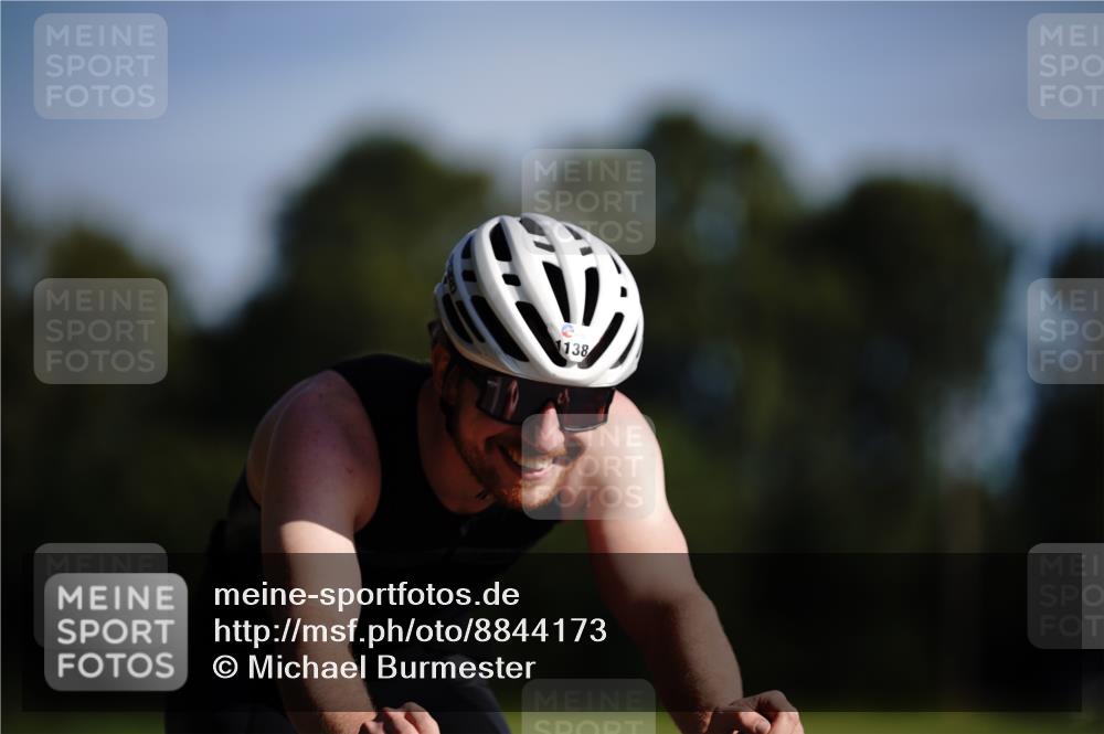 07.09.2025 - 19. Norderstedt Triathlon Michael Burmester http://msf.ph/oto/8844173 07.09.2025 10:21:58 Radfahren 1138 meine-sportfotos.de