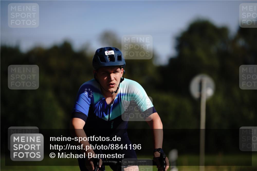 07.09.2025 - 19. Norderstedt Triathlon Michael Burmester http://msf.ph/oto/8844196 07.09.2025 10:23:42 Radfahren 1127 meine-sportfotos.de