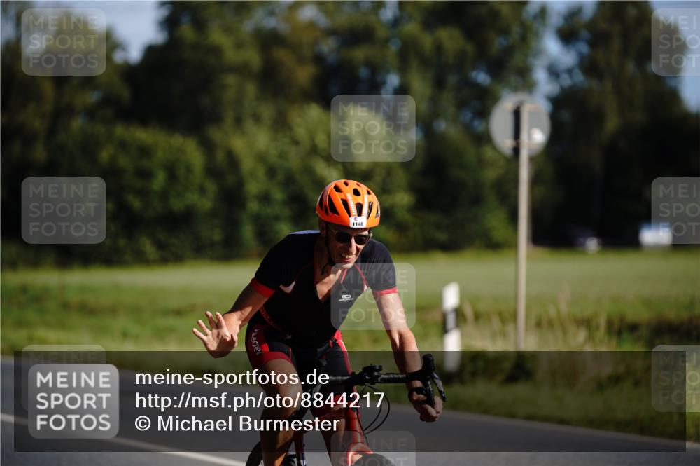 07.09.2025 - 19. Norderstedt Triathlon Michael Burmester http://msf.ph/oto/8844217 07.09.2025 10:24:50 Radfahren 1148 meine-sportfotos.de