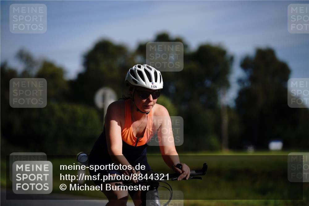 07.09.2025 - 19. Norderstedt Triathlon Michael Burmester http://msf.ph/oto/8844321 07.09.2025 10:26:34 Radfahren 1129 meine-sportfotos.de