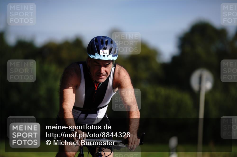 07.09.2025 - 19. Norderstedt Triathlon Michael Burmester http://msf.ph/oto/8844328 07.09.2025 10:27:28 Radfahren 1140 meine-sportfotos.de