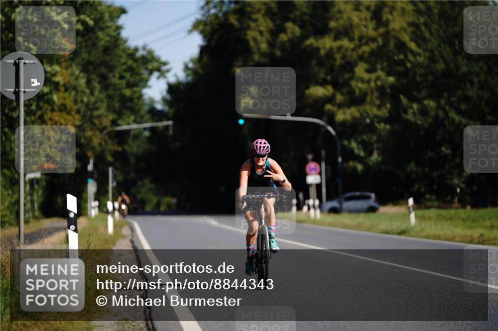 07.09.2025 - 19. Norderstedt Triathlon Michael Burmester http://msf.ph/oto/8844343 07.09.2025 10:28:54 Radfahren  meine-sportfotos.de