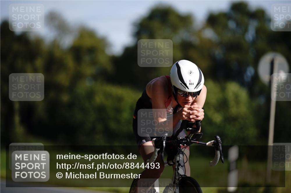 07.09.2025 - 19. Norderstedt Triathlon Michael Burmester http://msf.ph/oto/8844493 07.09.2025 10:36:25 Radfahren 645, 664 meine-sportfotos.de