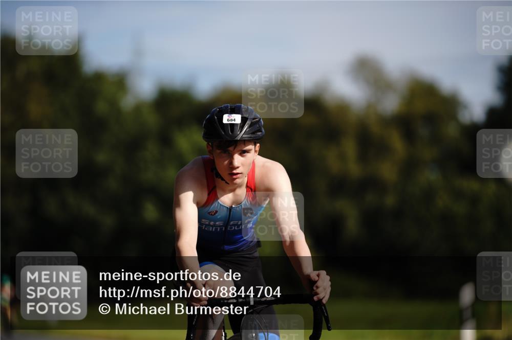 07.09.2025 - 19. Norderstedt Triathlon Michael Burmester http://msf.ph/oto/8844704 07.09.2025 10:39:22 Radfahren 661, 684 meine-sportfotos.de