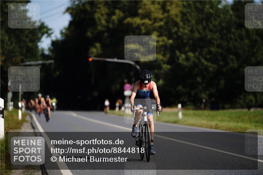07.09.2025 - 19. Norderstedt Triathlon Michael Burmester http://msf.ph/oto/8844818 07.09.2025 10:40:43 Radfahren 102 meine-sportfotos.de