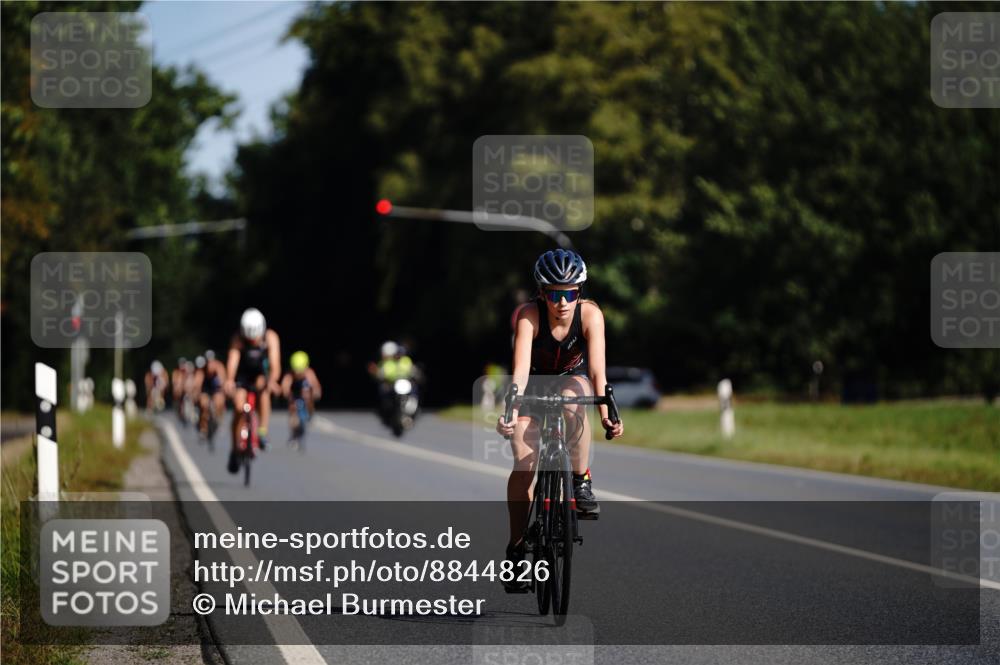 07.09.2025 - 19. Norderstedt Triathlon Michael Burmester http://msf.ph/oto/8844826 07.09.2025 10:40:50 Radfahren 682 meine-sportfotos.de