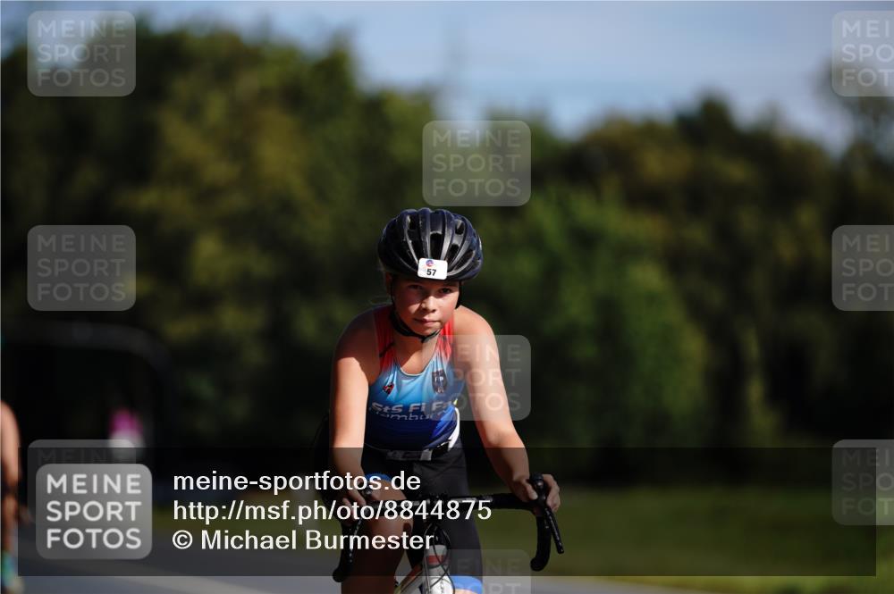07.09.2025 - 19. Norderstedt Triathlon Michael Burmester http://msf.ph/oto/8844875 07.09.2025 10:41:04 Radfahren 57, 70, 89, 691 meine-sportfotos.de