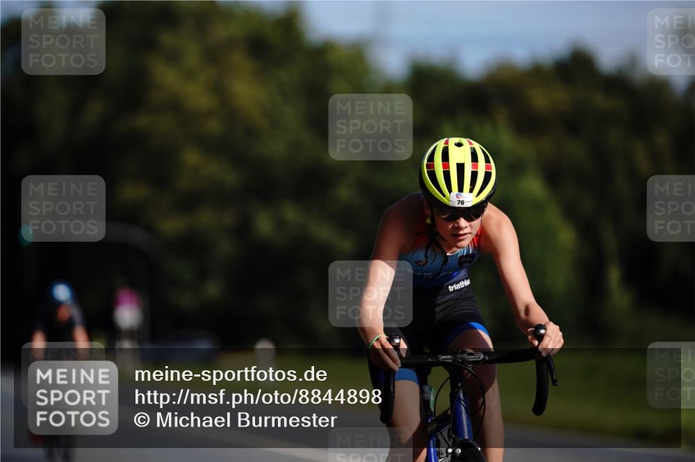 07.09.2025 - 19. Norderstedt Triathlon Michael Burmester http://msf.ph/oto/8844898 07.09.2025 10:41:16 Radfahren 58, 76, 638 meine-sportfotos.de