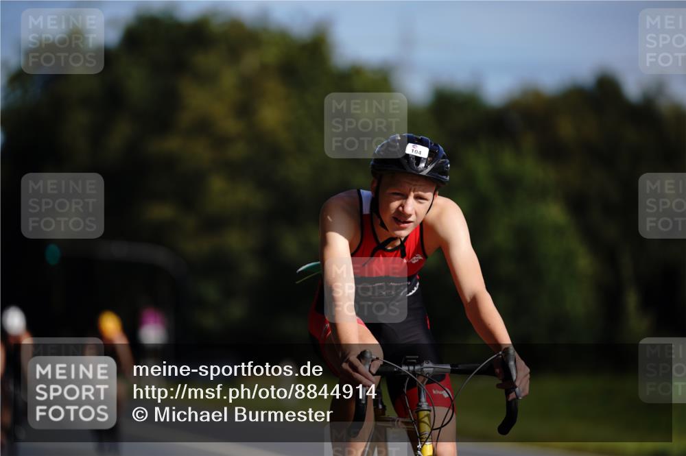 07.09.2025 - 19. Norderstedt Triathlon Michael Burmester http://msf.ph/oto/8844914 07.09.2025 10:41:26 Radfahren 104 meine-sportfotos.de