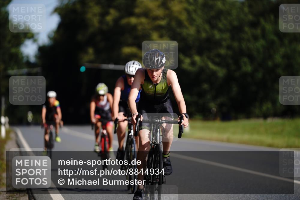 07.09.2025 - 19. Norderstedt Triathlon Michael Burmester http://msf.ph/oto/8844934 07.09.2025 10:41:30 Radfahren 115, 126, 636, 643, 683 meine-sportfotos.de