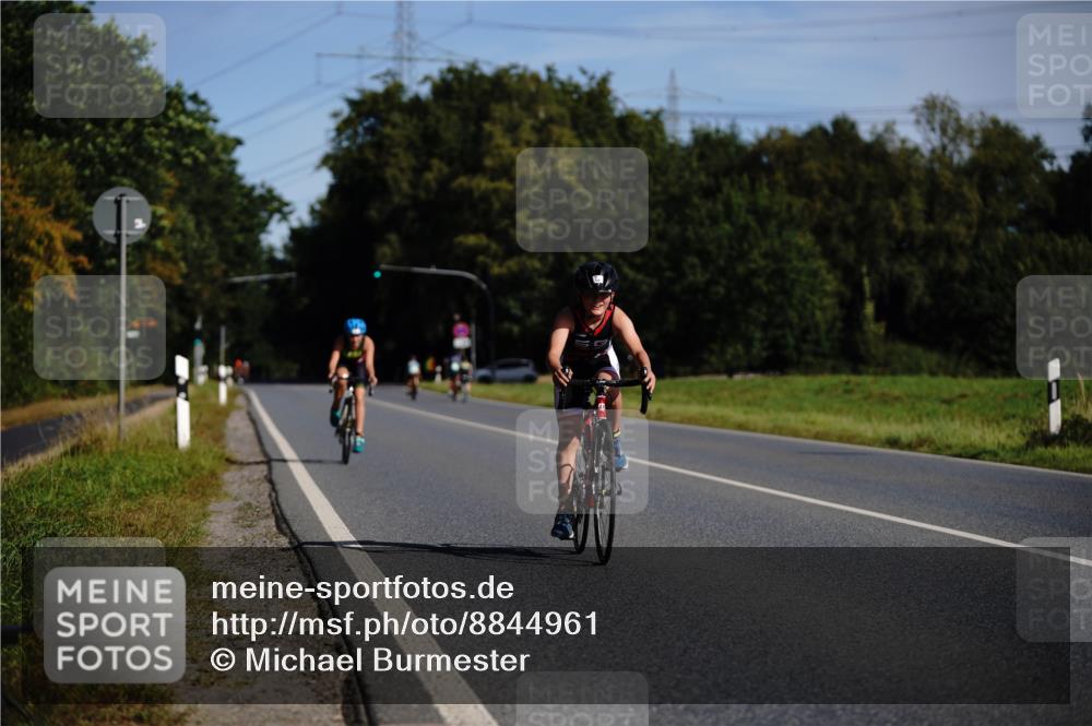 07.09.2025 - 19. Norderstedt Triathlon Michael Burmester http://msf.ph/oto/8844961 07.09.2025 10:42:02 Radfahren 60, 105 meine-sportfotos.de