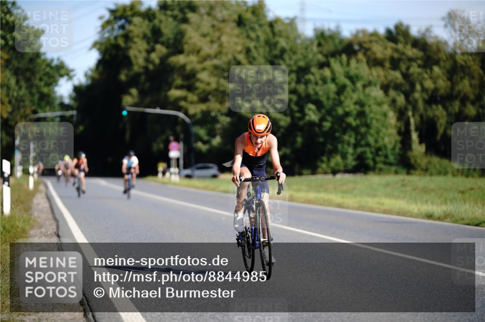 07.09.2025 - 19. Norderstedt Triathlon Michael Burmester http://msf.ph/oto/8844985 07.09.2025 10:42:26 Radfahren 73, 106 meine-sportfotos.de