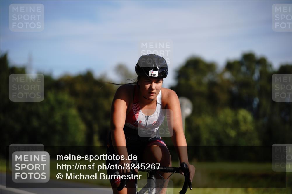 07.09.2025 - 19. Norderstedt Triathlon Michael Burmester http://msf.ph/oto/8845267 07.09.2025 10:46:00 Radfahren 660 meine-sportfotos.de