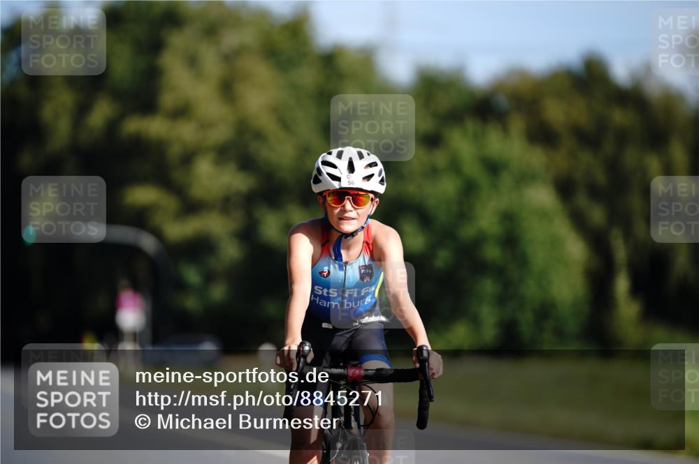 07.09.2025 - 19. Norderstedt Triathlon Michael Burmester http://msf.ph/oto/8845271 07.09.2025 10:46:22 Radfahren 56 meine-sportfotos.de