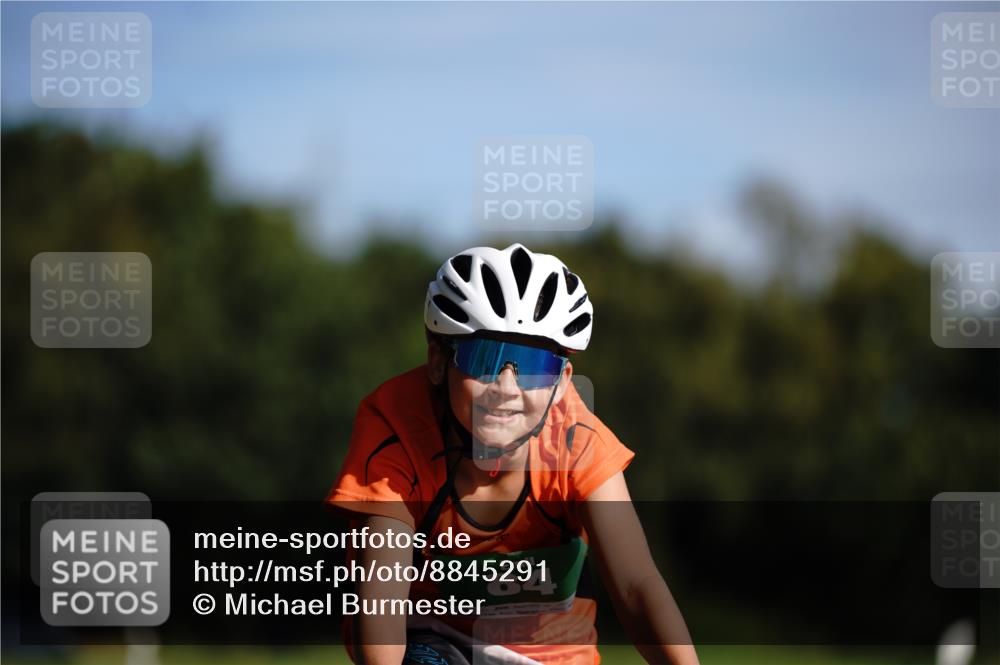 07.09.2025 - 19. Norderstedt Triathlon Michael Burmester http://msf.ph/oto/8845291 07.09.2025 10:47:30 Radfahren 84 meine-sportfotos.de