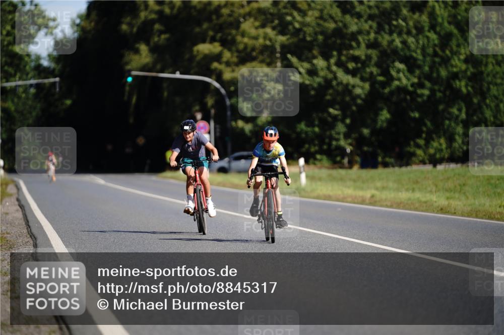 07.09.2025 - 19. Norderstedt Triathlon Michael Burmester http://msf.ph/oto/8845317 07.09.2025 10:51:32 Radfahren  meine-sportfotos.de