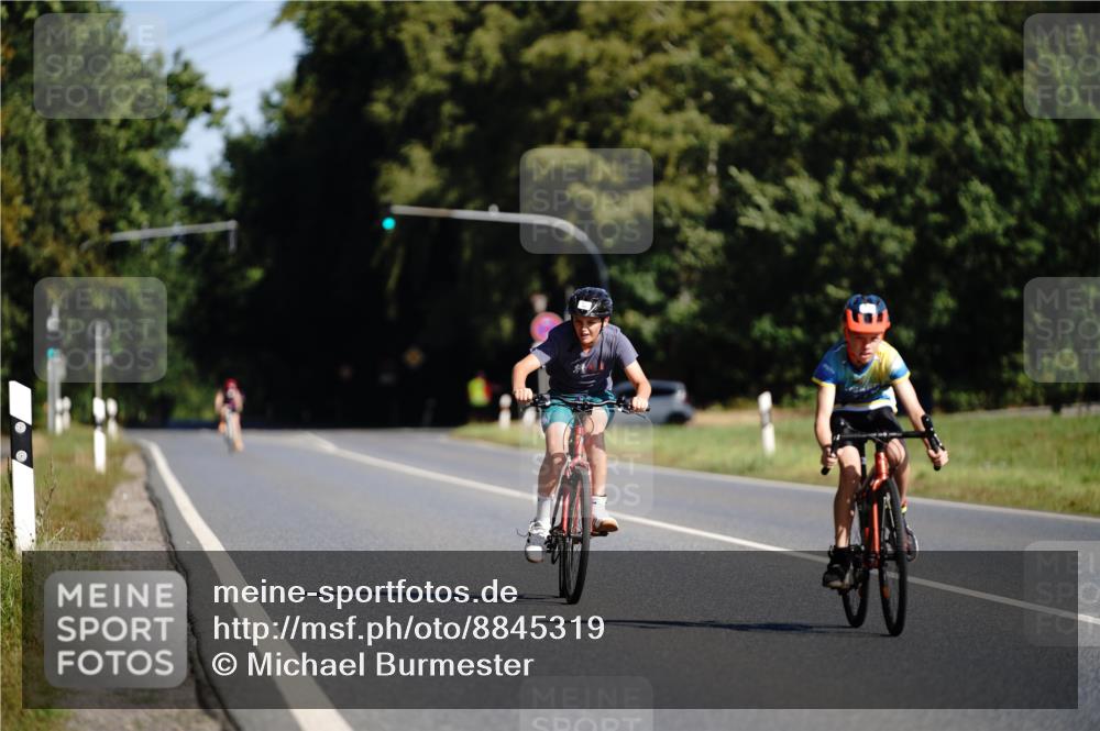 07.09.2025 - 19. Norderstedt Triathlon Michael Burmester http://msf.ph/oto/8845319 07.09.2025 10:51:33 Radfahren 116 meine-sportfotos.de