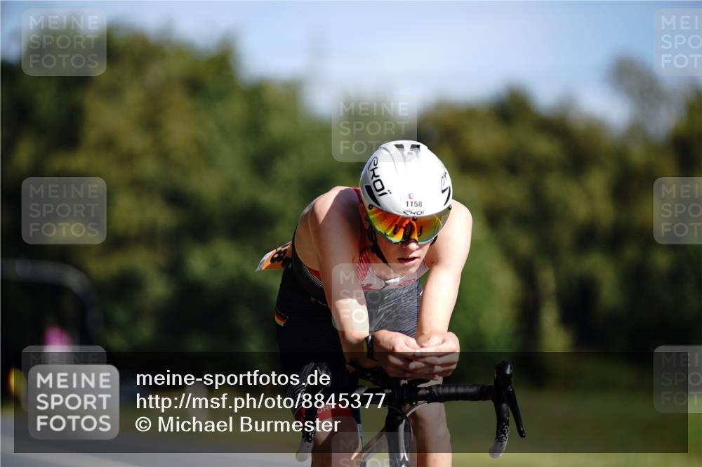 07.09.2025 - 19. Norderstedt Triathlon Michael Burmester http://msf.ph/oto/8845377 07.09.2025 11:02:43 Radfahren 1158, 1185 meine-sportfotos.de