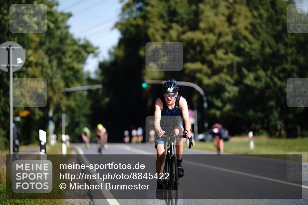 07.09.2025 - 19. Norderstedt Triathlon Michael Burmester http://msf.ph/oto/8845422 07.09.2025 11:03:42 Radfahren 1171 meine-sportfotos.de