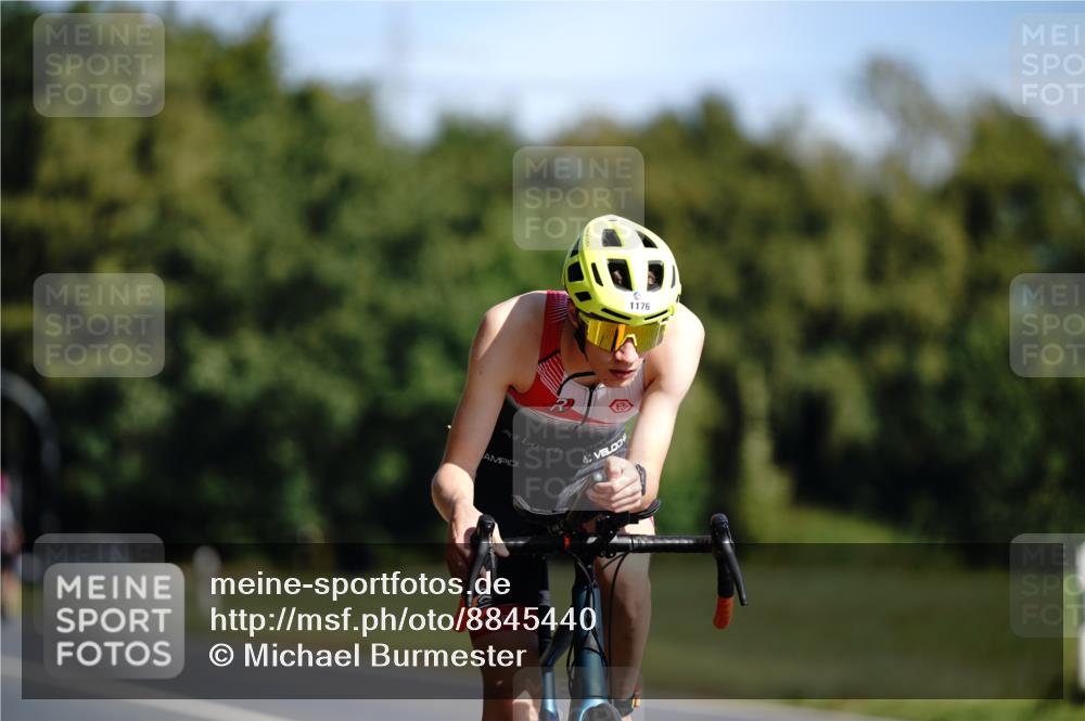 07.09.2025 - 19. Norderstedt Triathlon Michael Burmester http://msf.ph/oto/8845440 07.09.2025 11:03:51 Radfahren 1176, 1355 meine-sportfotos.de