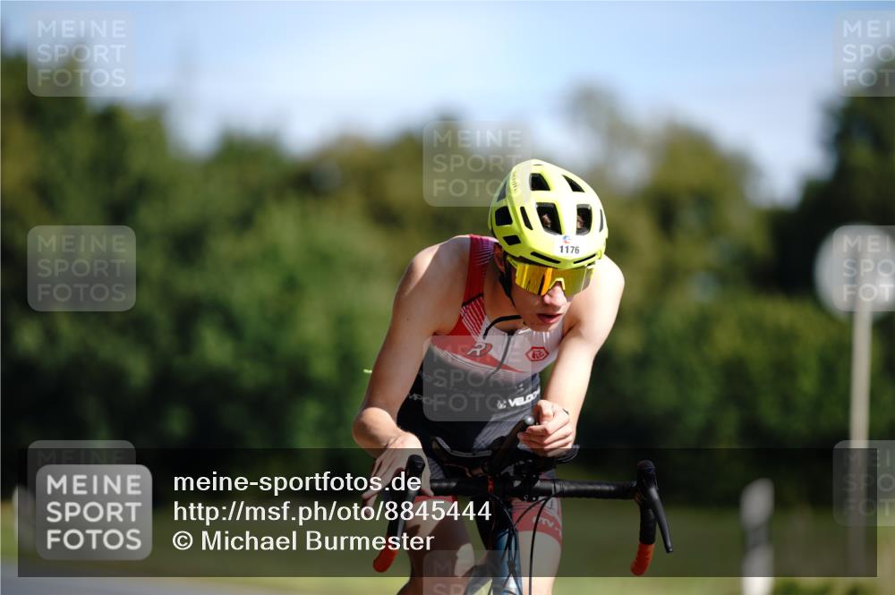 07.09.2025 - 19. Norderstedt Triathlon Michael Burmester http://msf.ph/oto/8845444 07.09.2025 11:03:51 Radfahren 1176, 1355 meine-sportfotos.de