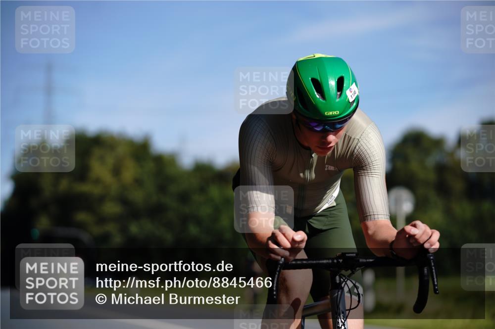 07.09.2025 - 19. Norderstedt Triathlon Michael Burmester http://msf.ph/oto/8845466 07.09.2025 11:03:55 Radfahren 1176, 1188, 1355 meine-sportfotos.de