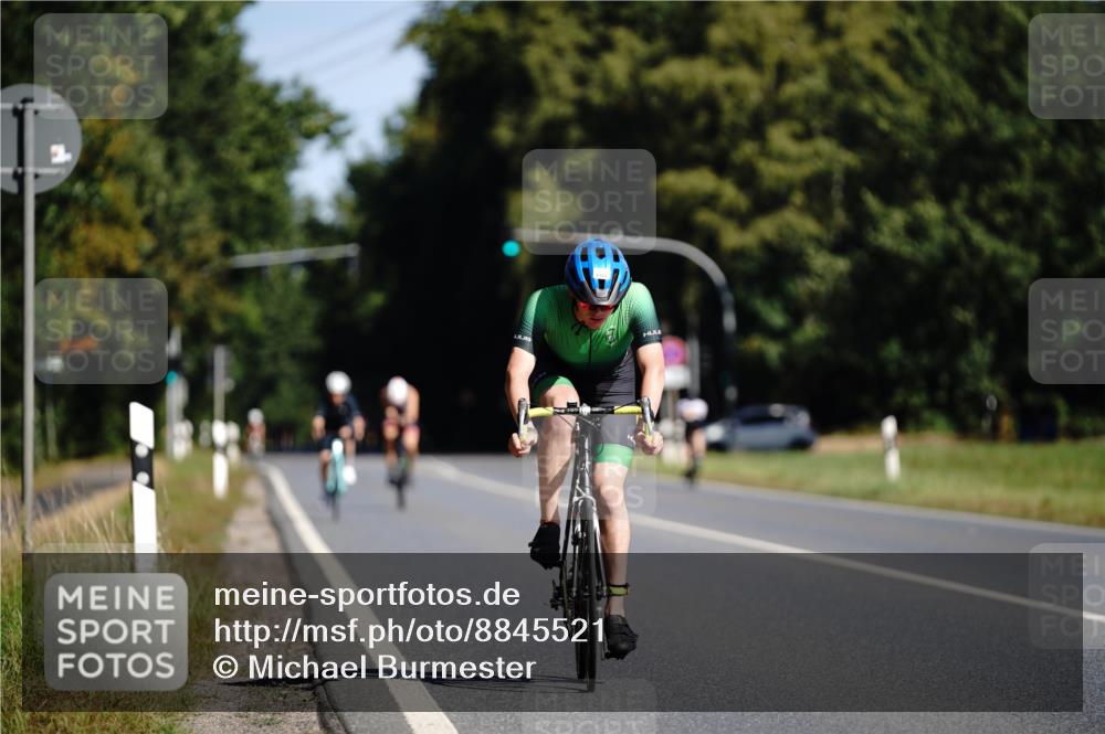 07.09.2025 - 19. Norderstedt Triathlon Michael Burmester http://msf.ph/oto/8845521 07.09.2025 11:05:14 Radfahren 844, 1173 meine-sportfotos.de